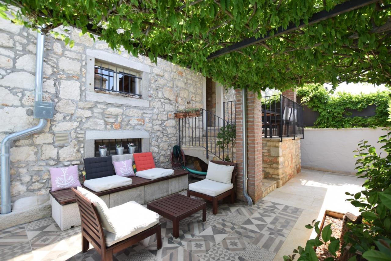 Saison Openning Prices Luxury Villa Nini With Fireplace, Private Pool, Bikes, Barbecue And Much More Porec Ngoại thất bức ảnh