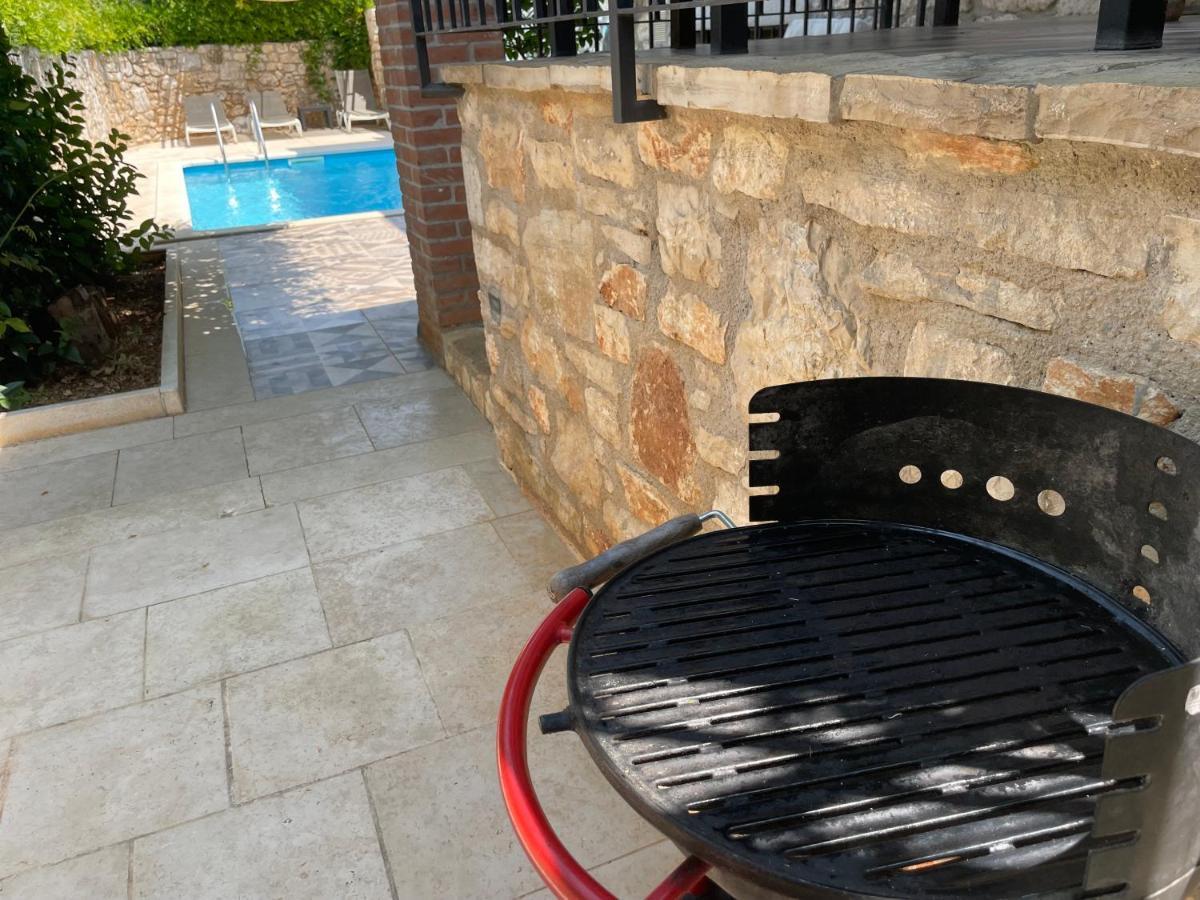 Saison Openning Prices Luxury Villa Nini With Fireplace, Private Pool, Bikes, Barbecue And Much More Porec Ngoại thất bức ảnh